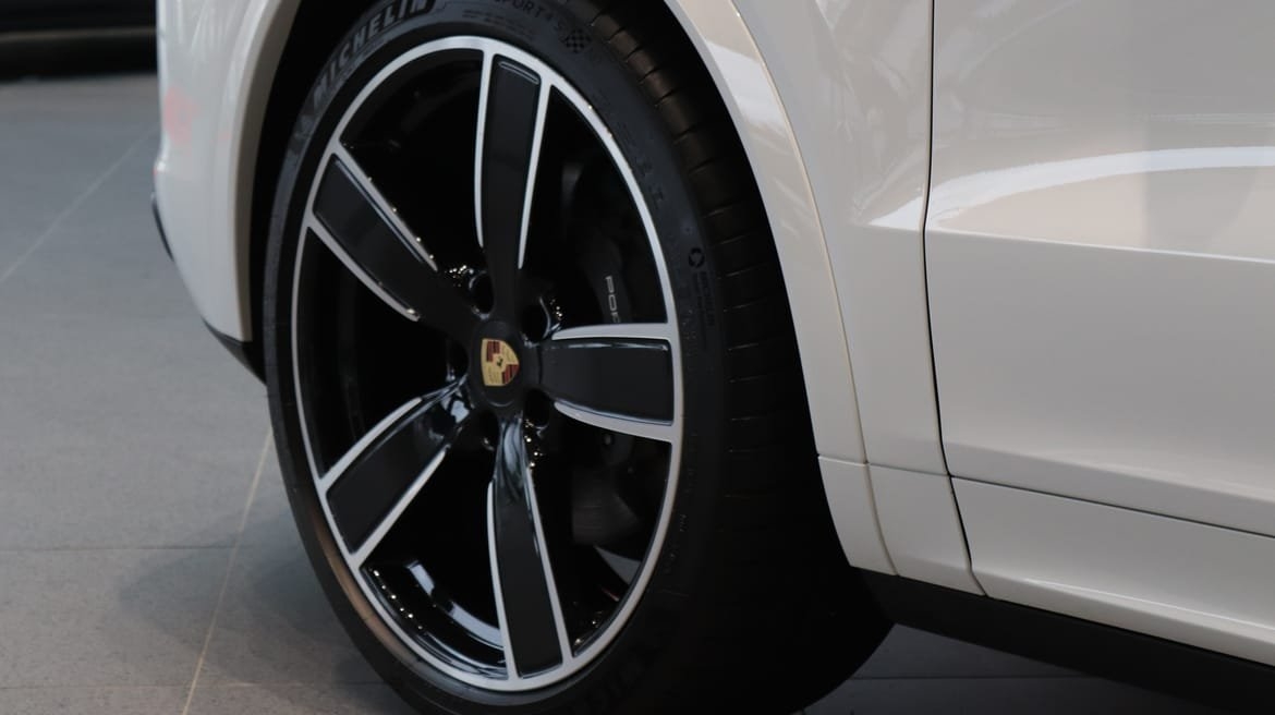 Porsche Cayenne Coupé E-Hybrid 462hk 2023, bild 7/10