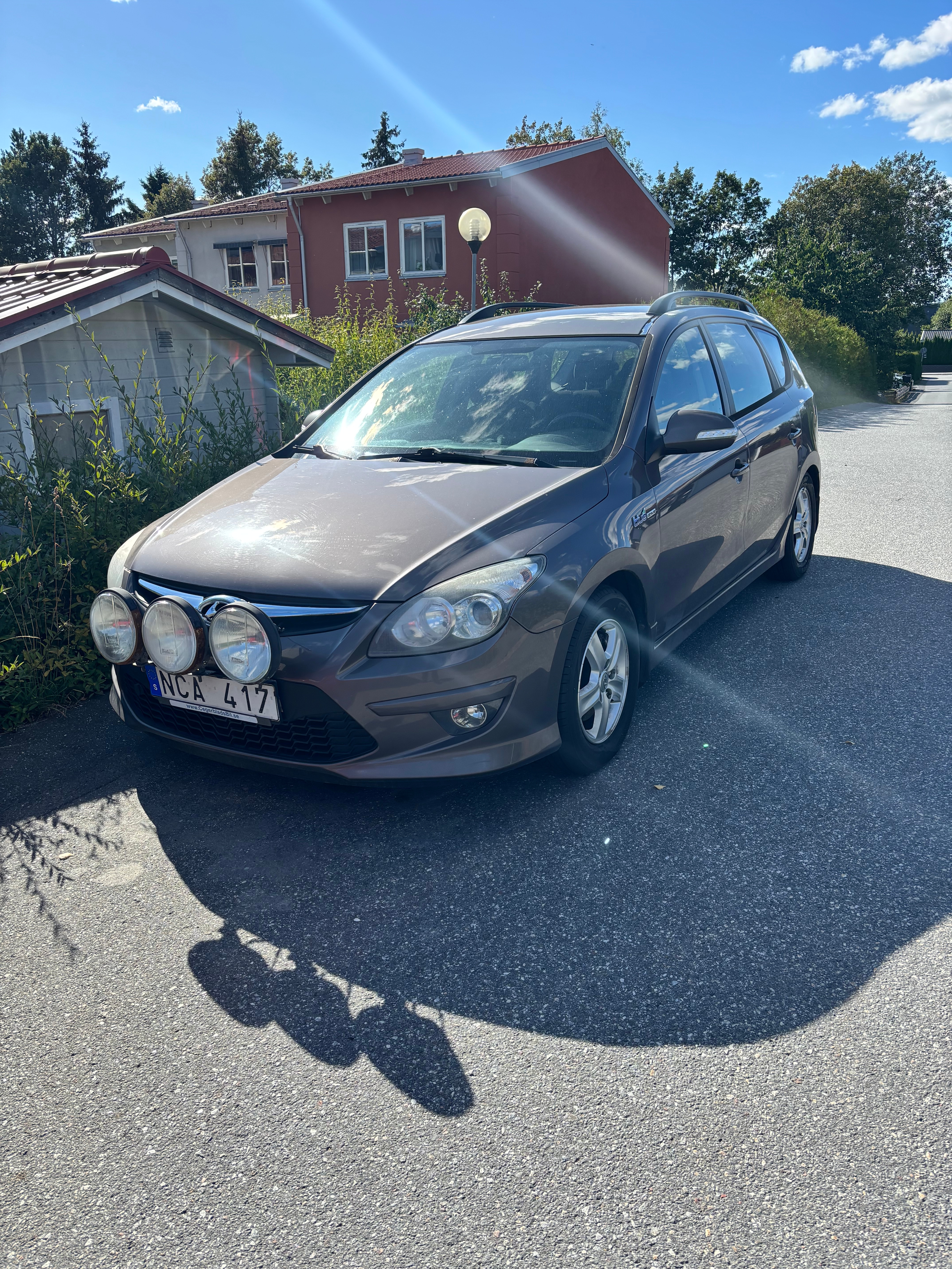 Hyundai i30 cw 1.6 CRDi Manuell 2011, bild 2/4