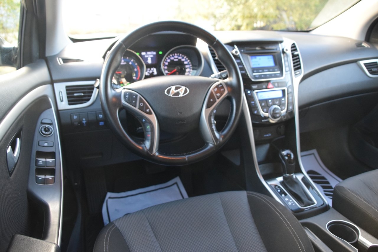Hyundai i30 2014, kuva 7/10