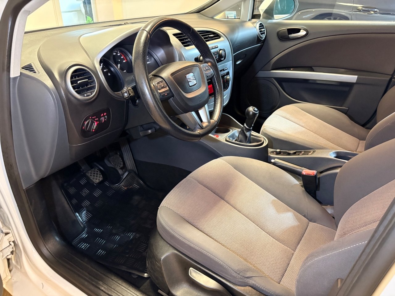Seat Leon 2009, photo 5/10