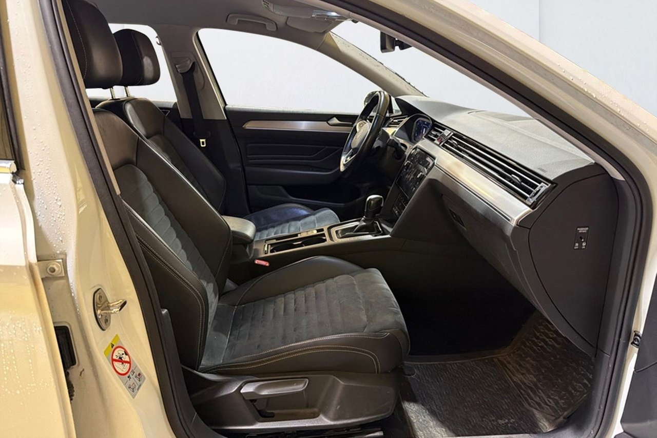 Volkswagen Passat 2022, bild 7/10