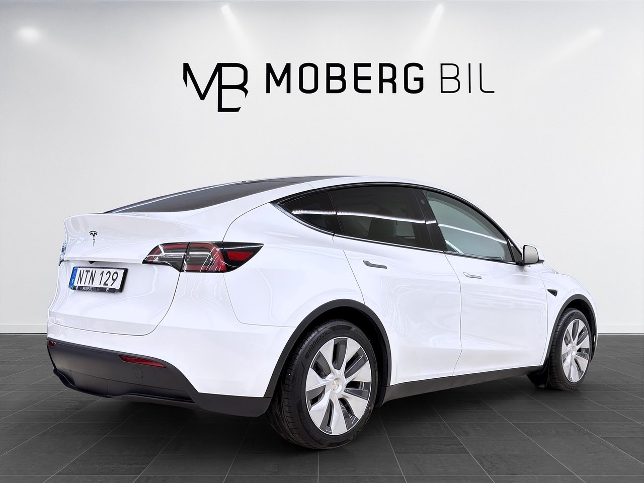 Tesla Model Y 2023, bild 6/10