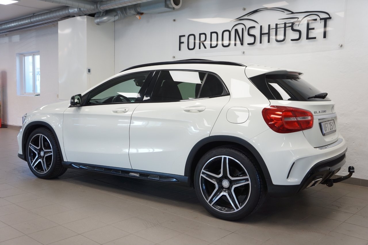 Mercedes-Benz GLA 200 7G-DCT AMG-LINE 2015, photo 2/10