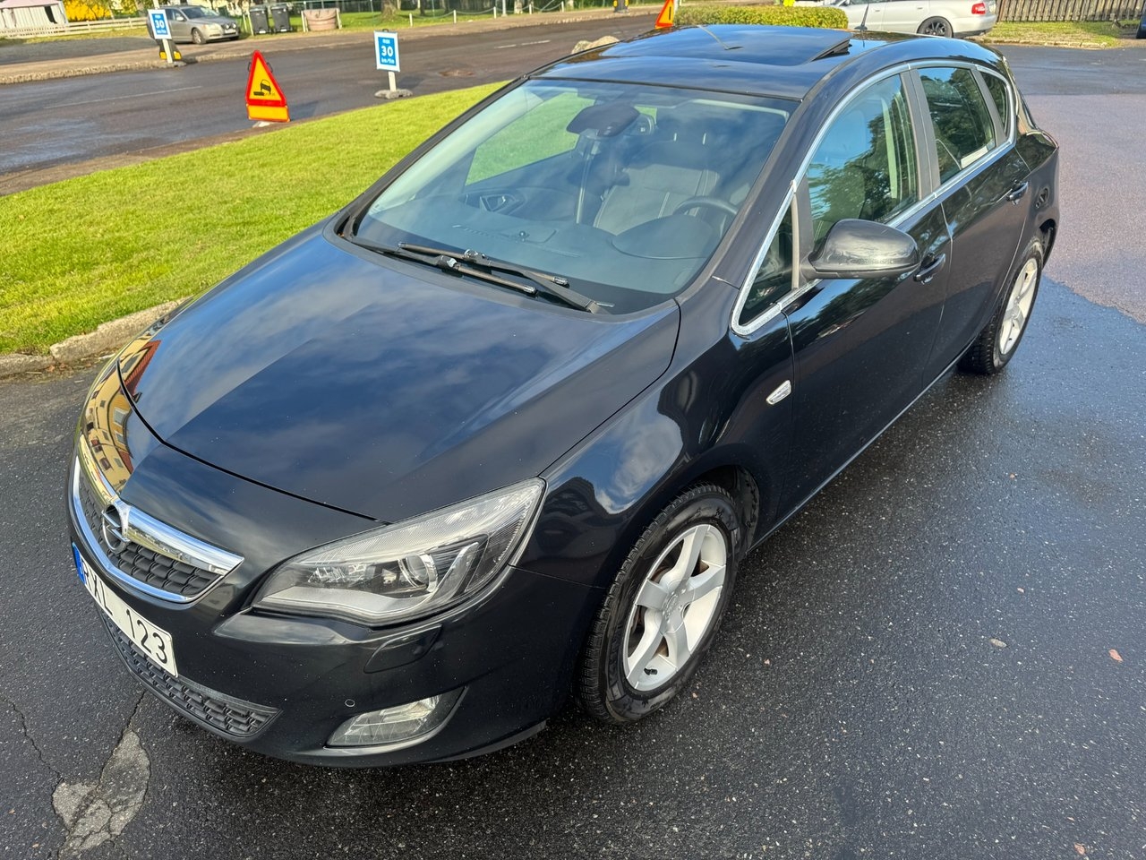 Opel Astra 1.7 CDTI ecoFLEX Enjoy Euro 5 2012, bild 6/10