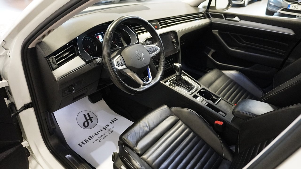 Volkswagen Passat 2022, bild 7/10