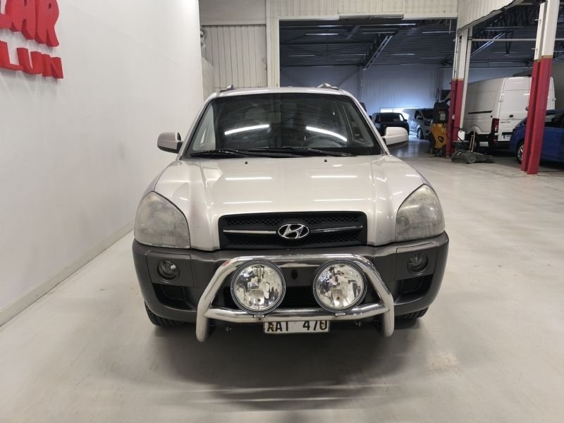 Hyundai Tucson 2.0 4x4 Manuell 141 Hk 2005, bild 2/10
