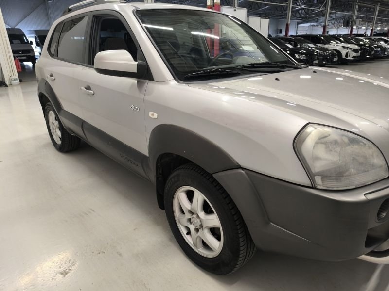 Hyundai Tucson 2.0 4x4 Manuell 141 Hk 2005, bild 3/10