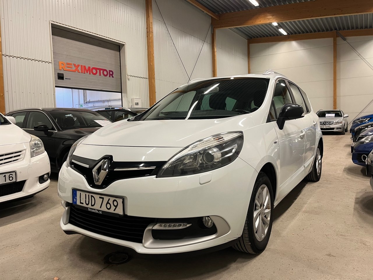 Renault Grand Scenic 2015, bild 6/10