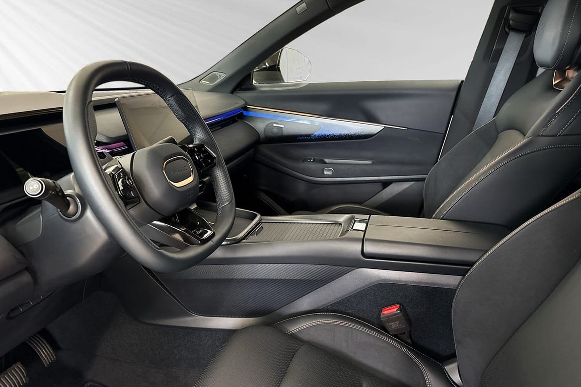 Lynk & Co 08 More PHEV 2025, bild 6/10
