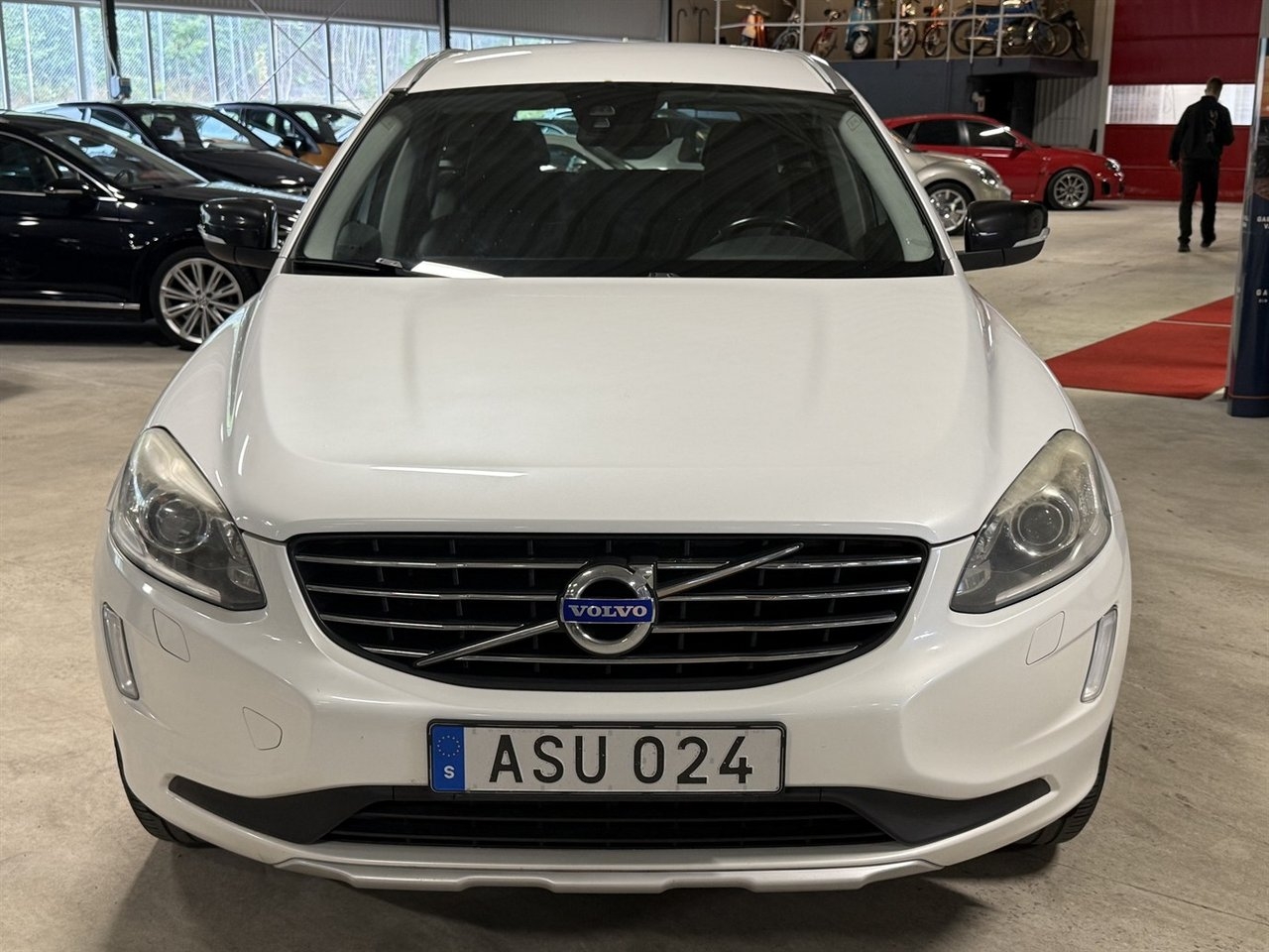 Volvo XC60 2015, bild 2/9