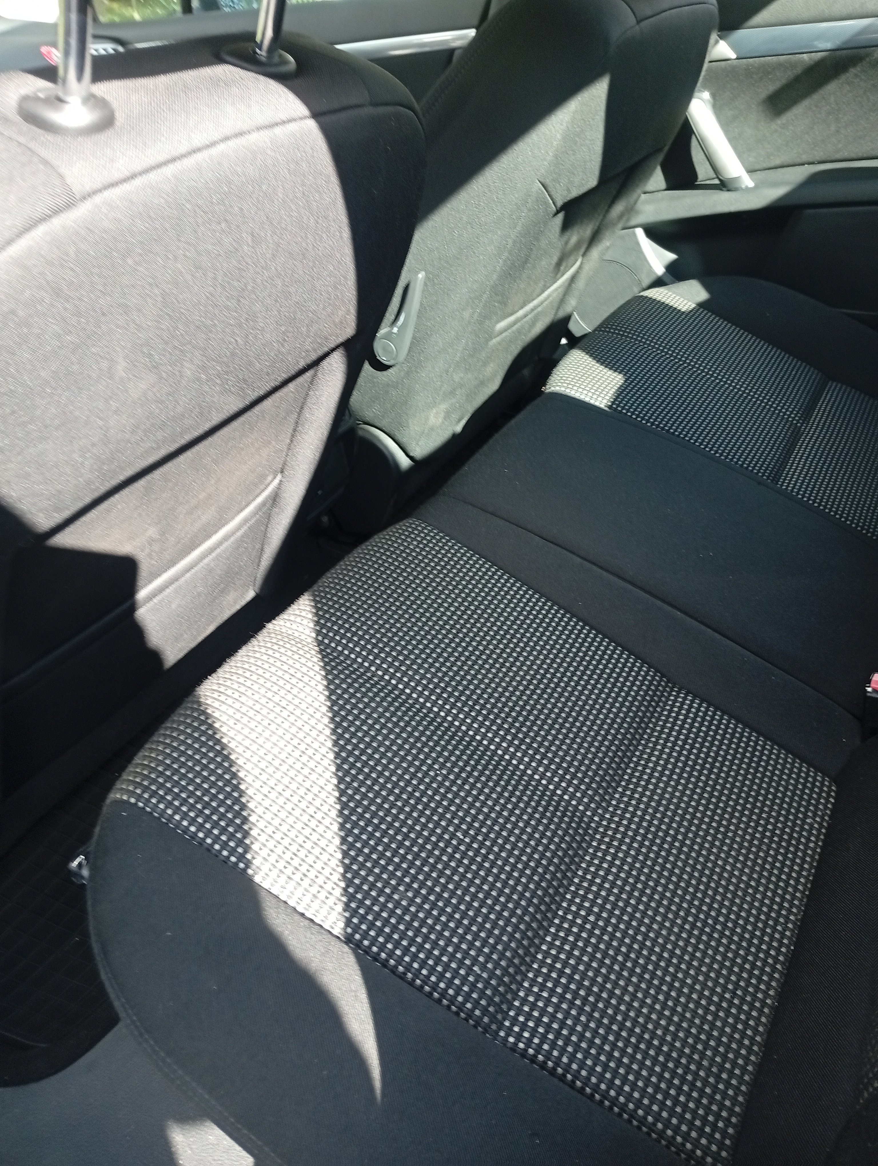 Peugeot 407 2.0 HDi Manuell 2007, bild 7/10