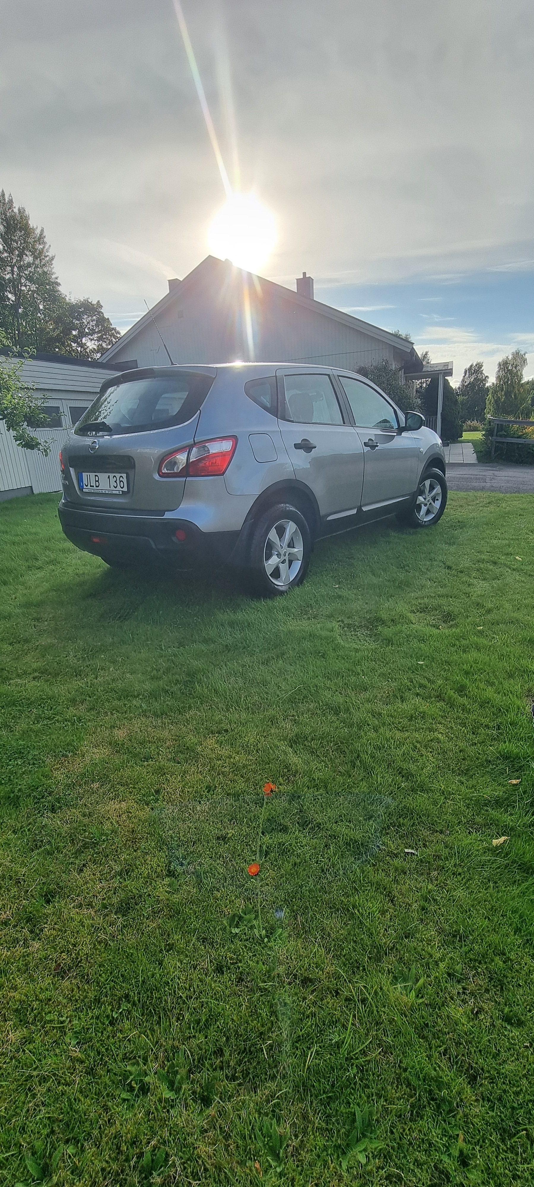 Nissan Qashqai 1.6 Manuell 2012, bild 4/6