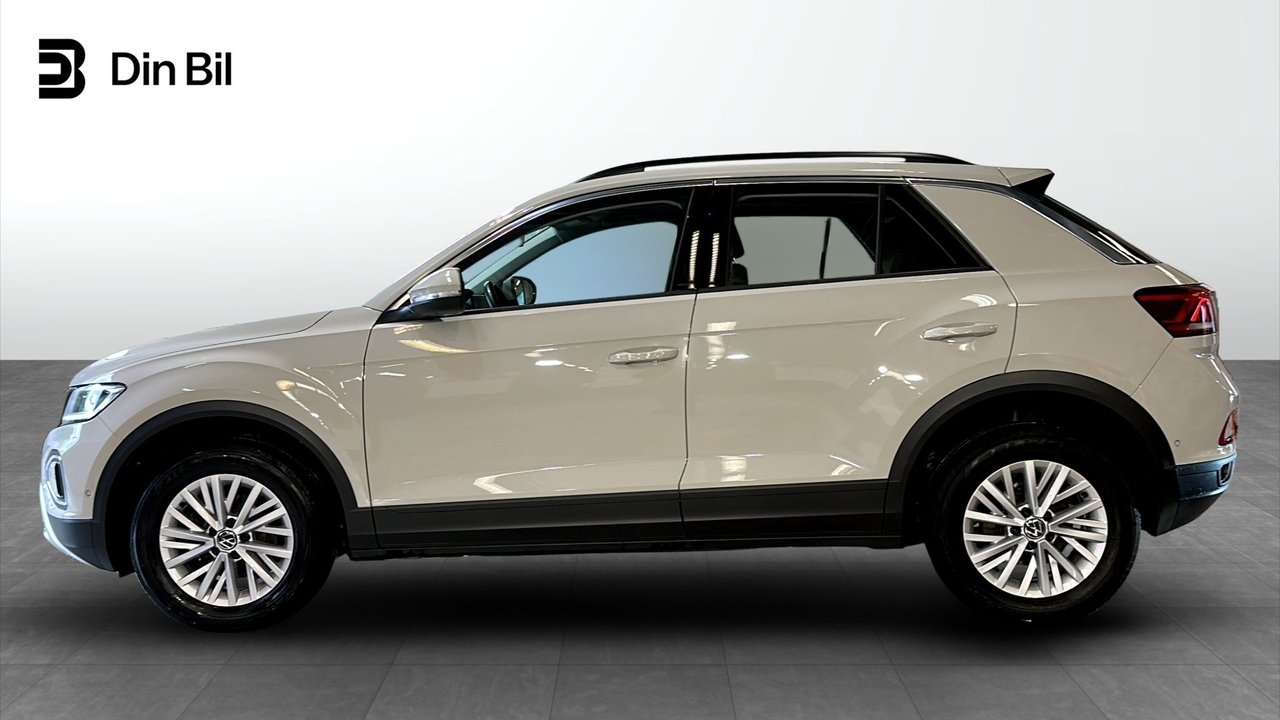 Volkswagen T-Roc 2023, bild 2/10