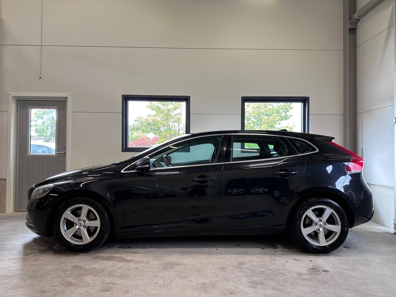 Volvo V40 2014, photo 3/10
