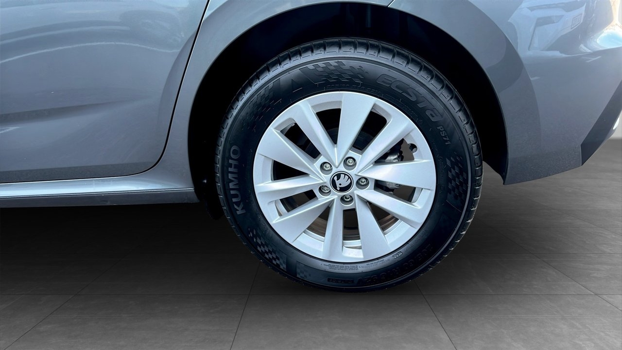 Skoda Kamiq SELECTION TSI 116 DSG 2025, bild 6/12