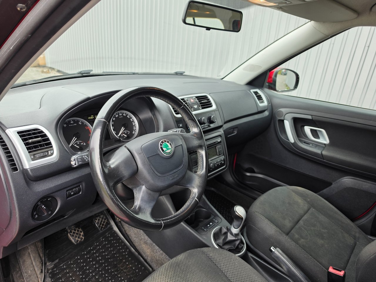 Skoda Fabia 2010, bild 6/8