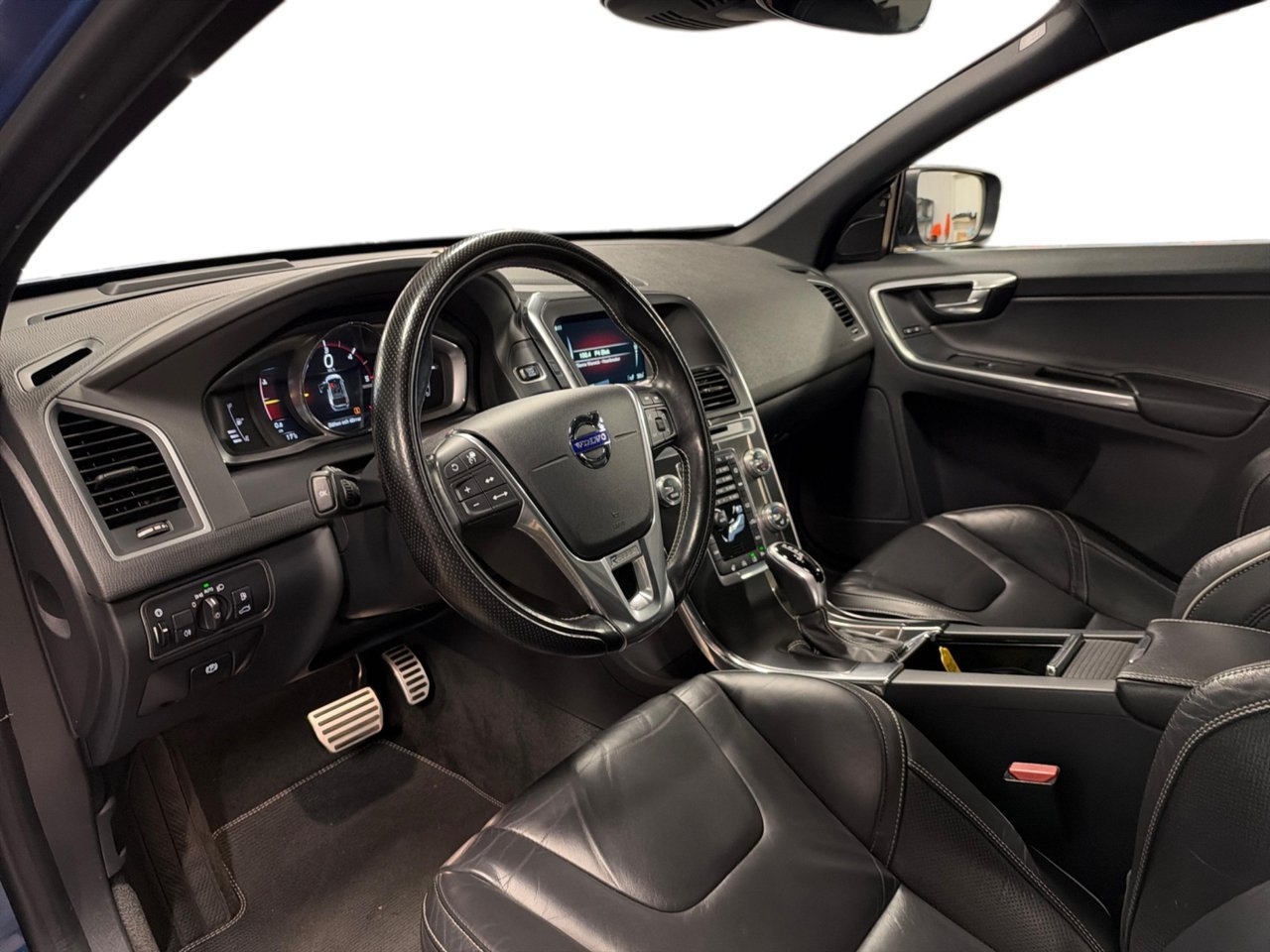 Volvo XC60 2017, bild 7/10