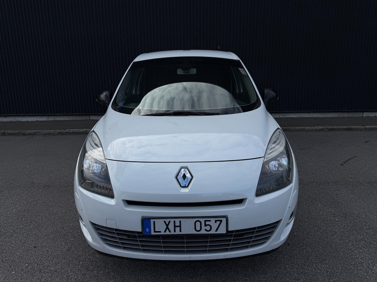 Renault Grand Scenic 2.0 dCi 2012, bild 6/10