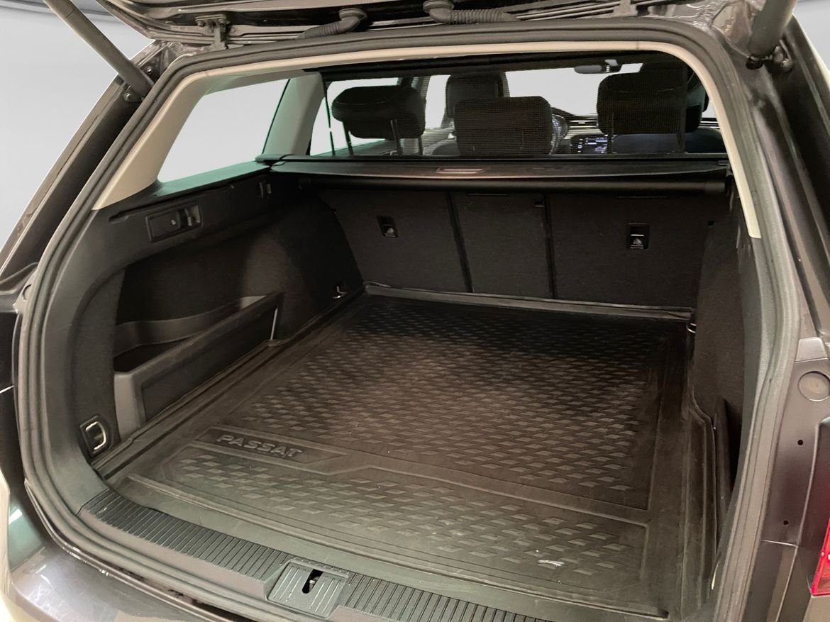 Volkswagen Passat 2020, bild 7/14