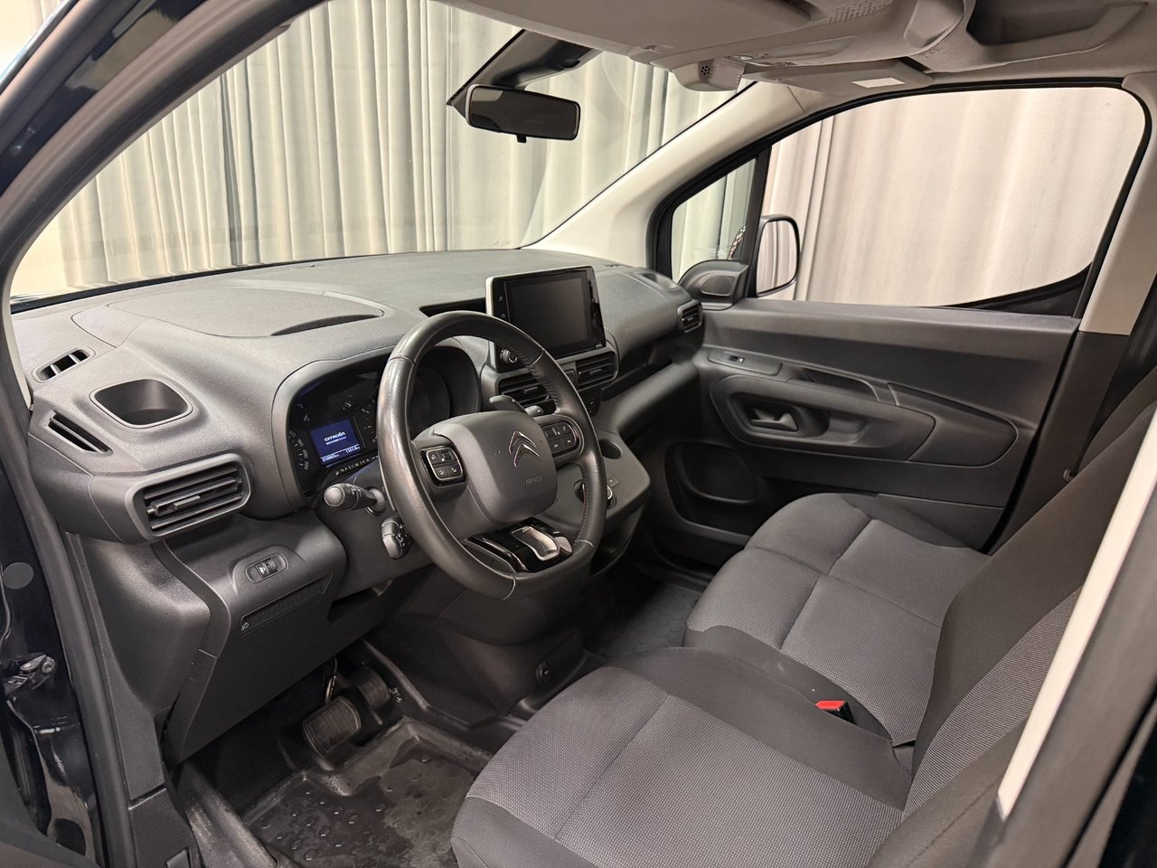 Citroen Berlingo 2022, bild 7/10