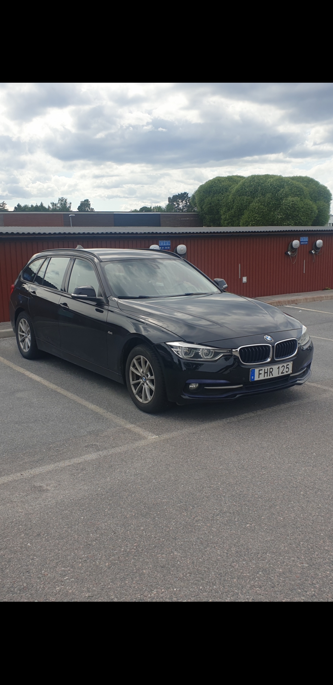 BMW 320 d xDrive Touring Steptronic 2016, bild 6/6