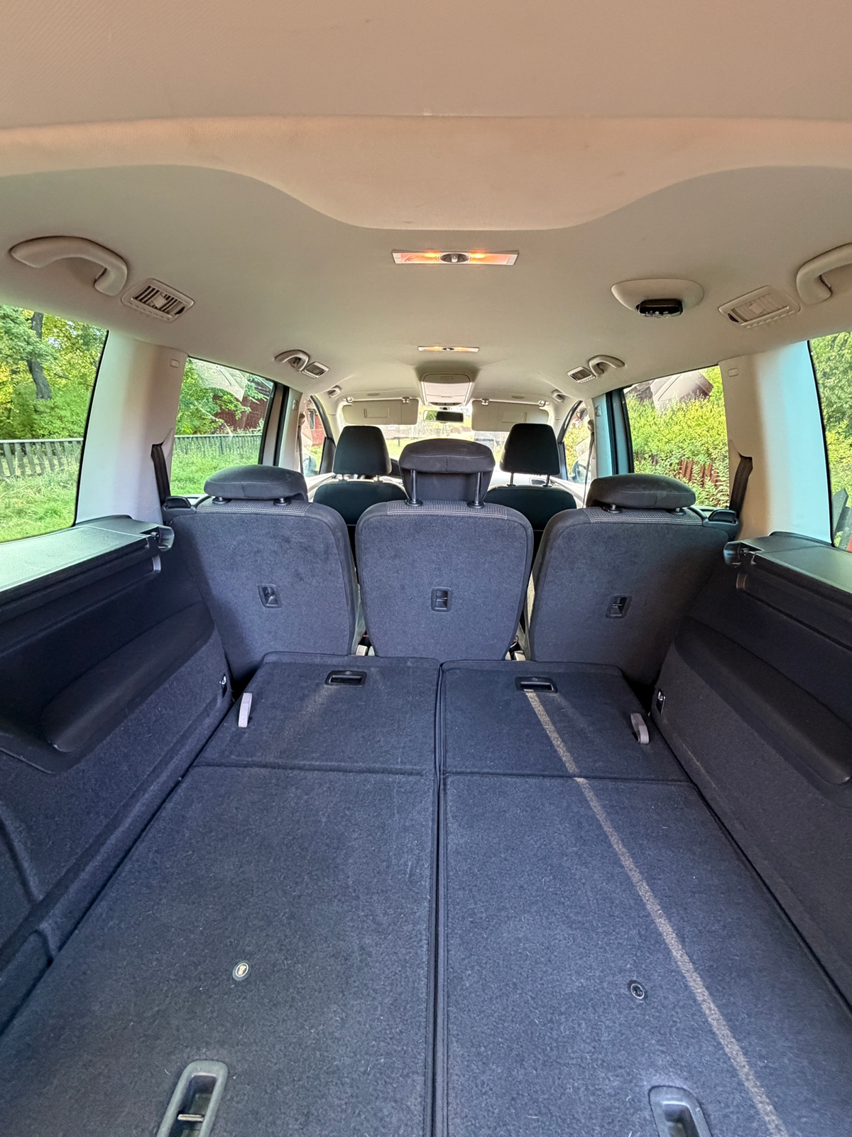 Volkswagen Sharan 2012, bild 7/8