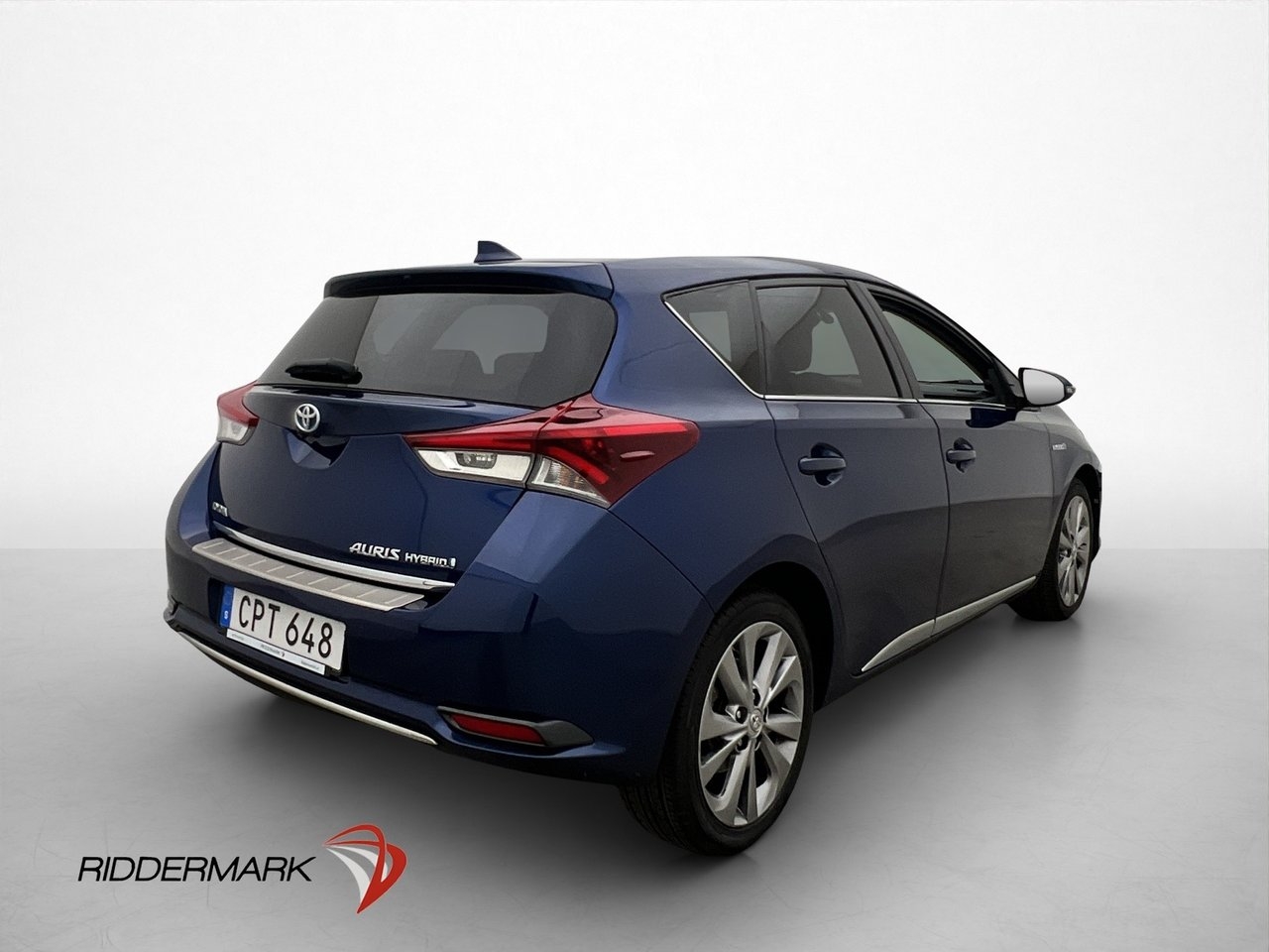 Toyota Auris Hybrid Executive Pano 2015, kuva 5/10