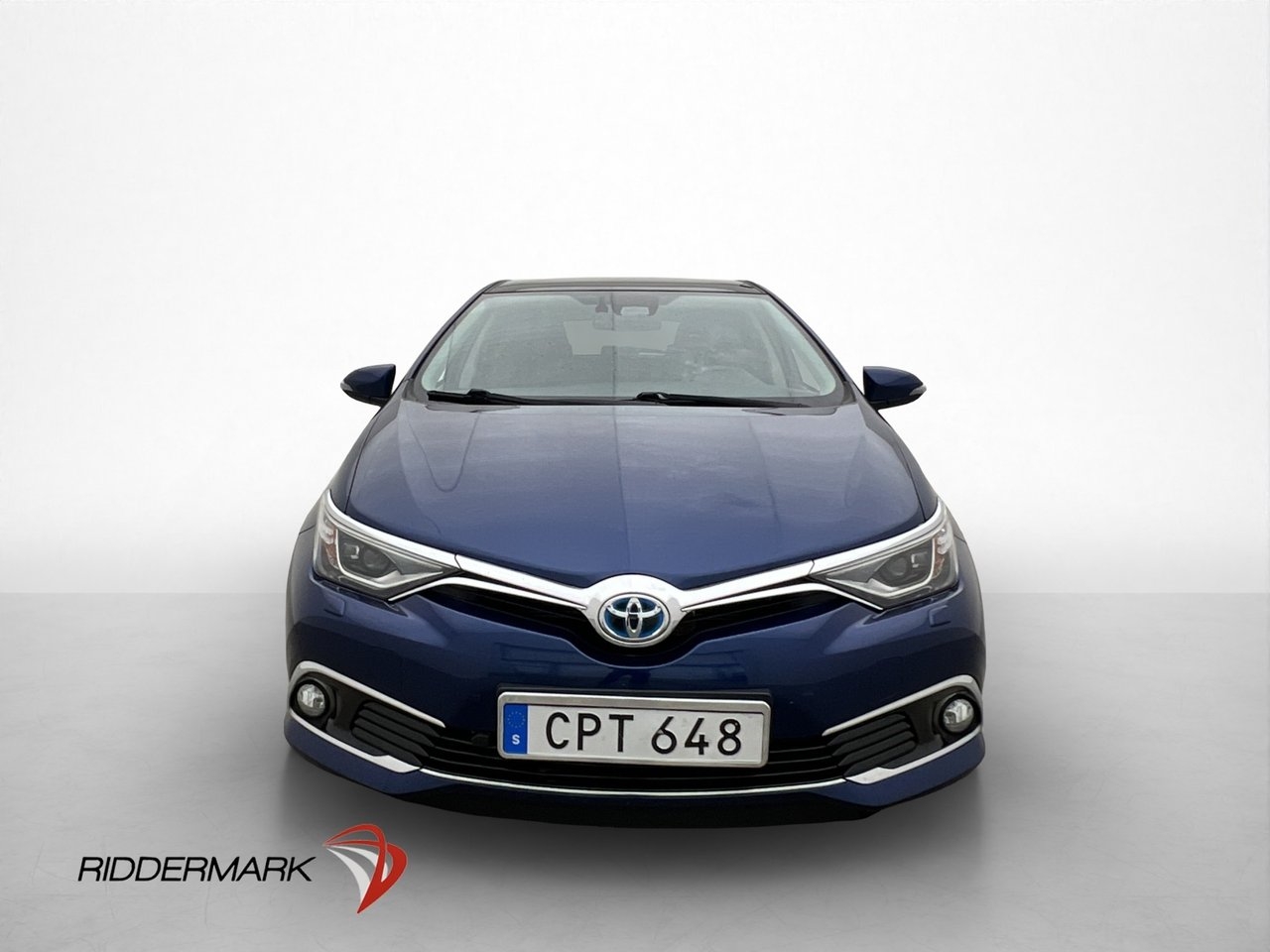 Toyota Auris Hybrid Executive Pano 2015, kuva 2/10