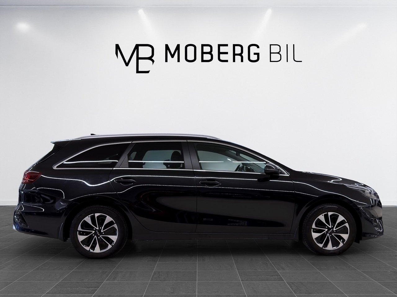 Kia Ceed SW PHEV 141hk Advance Drag 2024, bild 3/10
