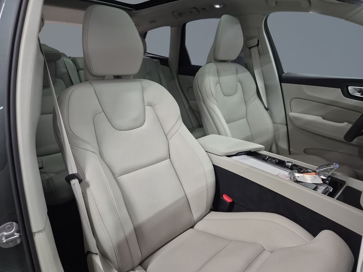 Volvo XC60 T8 AWD Ultra Dark 2026, kuva 7/10