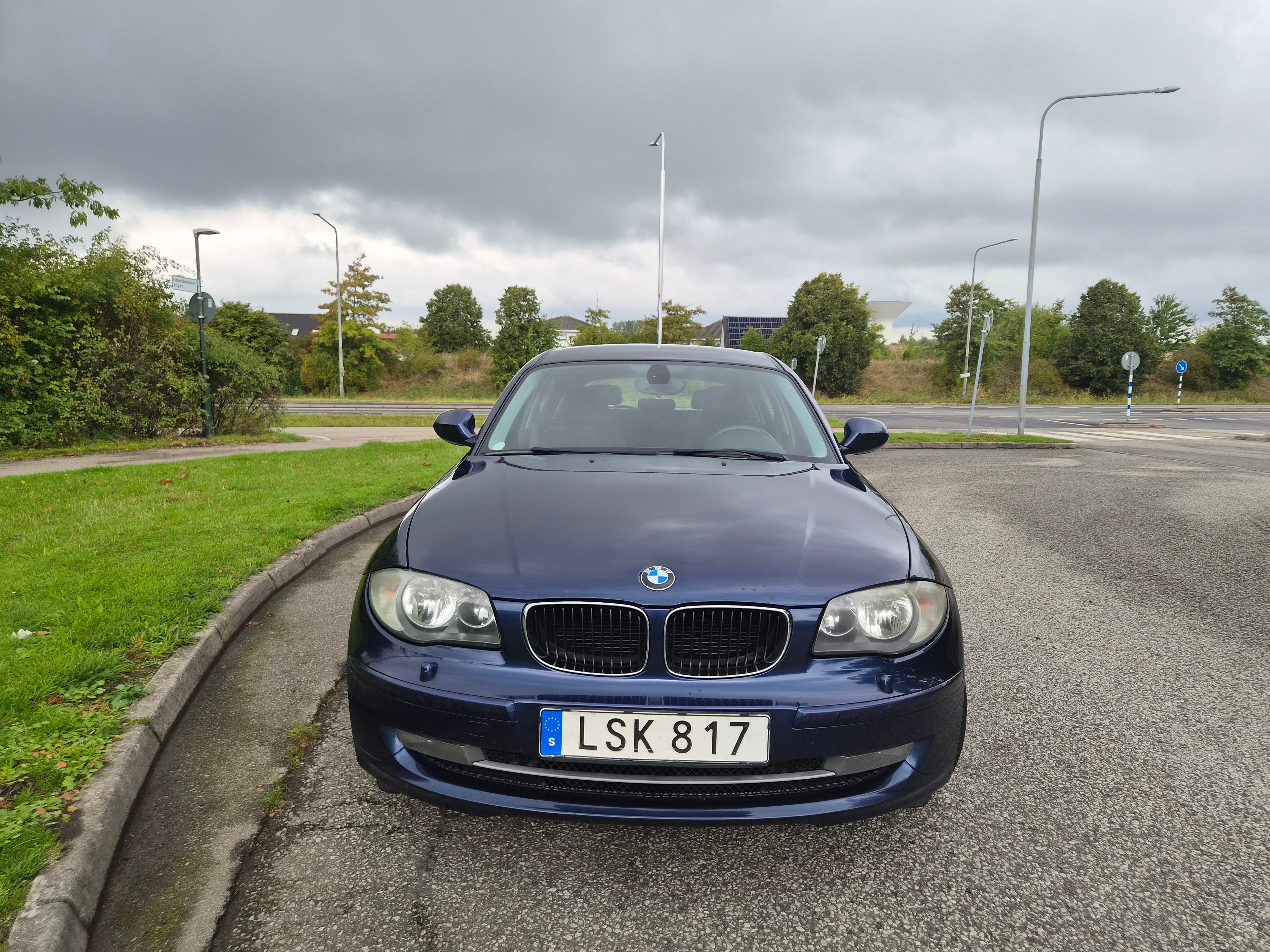 BMW 116 d 5-dörrars Manuell 2011, bild 7/8