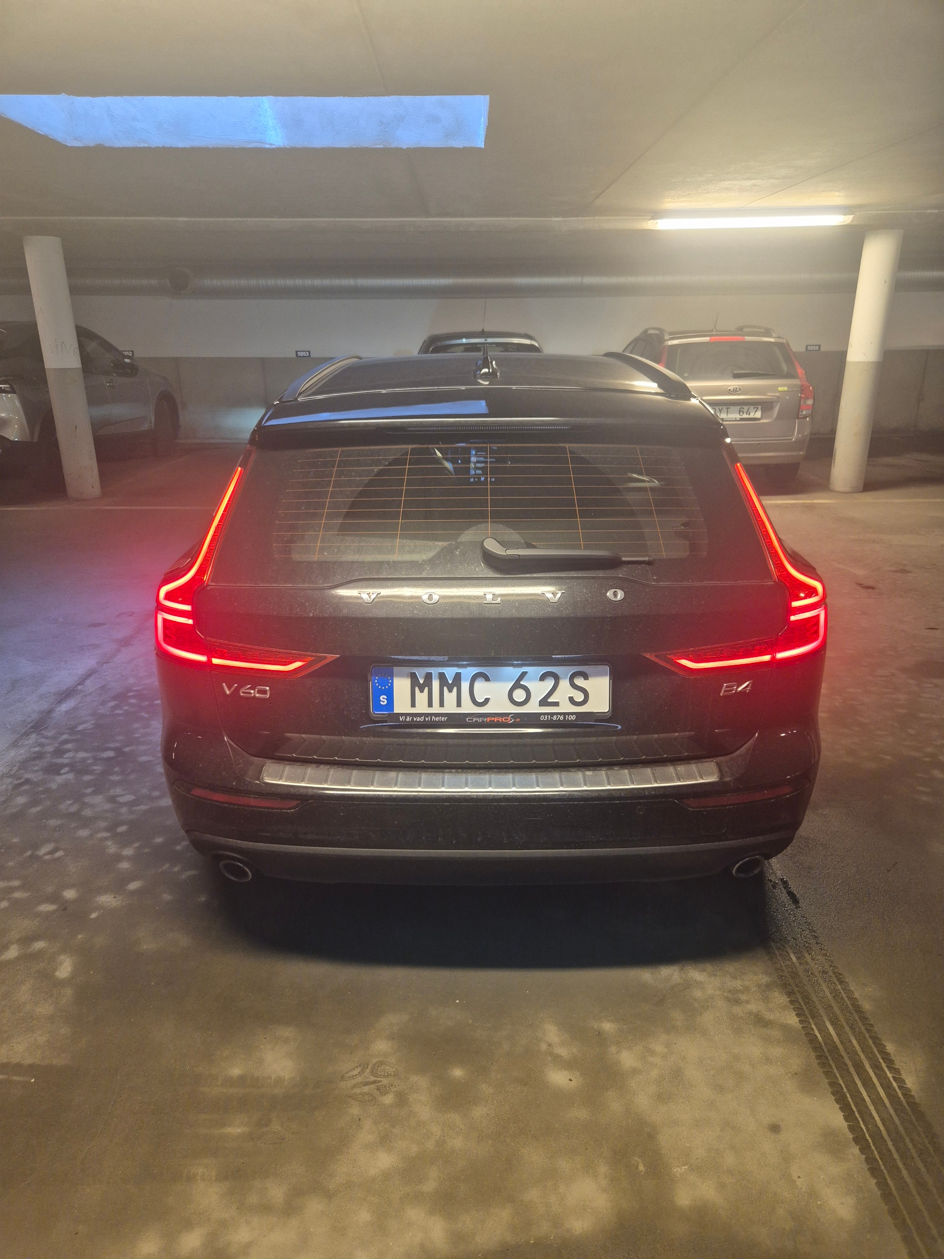 Volvo V60 B4 Geartronic 2022, photo 3/5