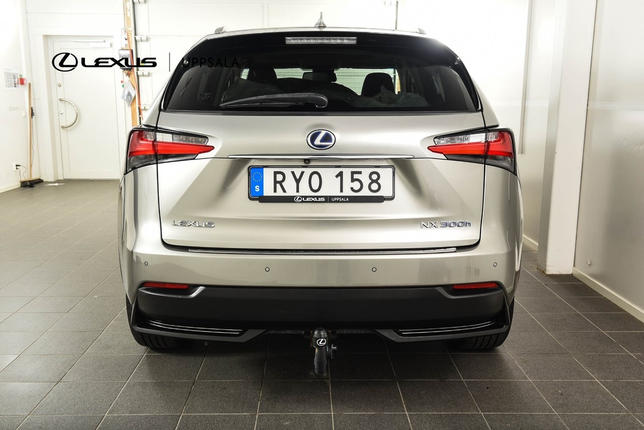 Lexus NX 300h AWD Luxury Taklucka 360° 2016, bild 4/10
