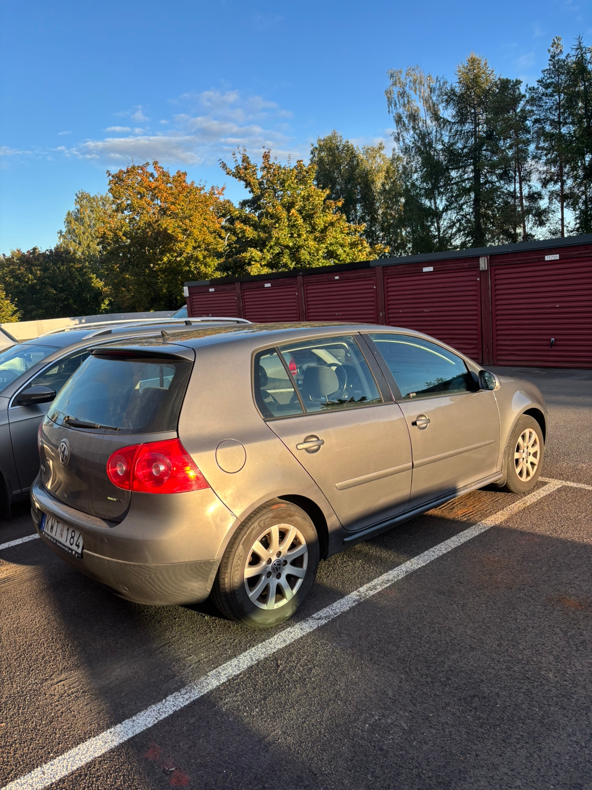 Volkswagen Golf 1.6 2008, bild 2/3