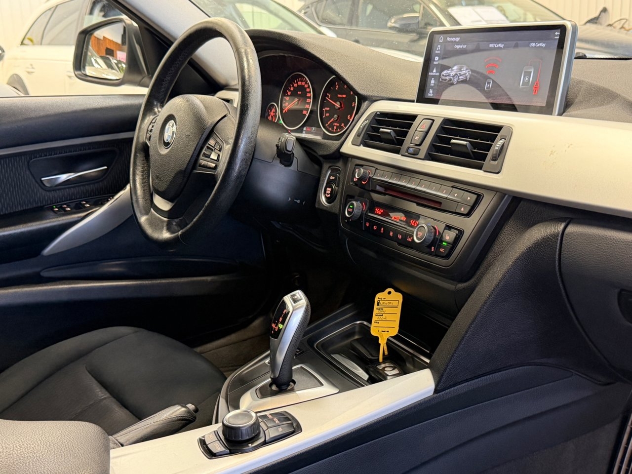BMW 320 d Touring Steptronic Euro 5 2013, bild 7/10