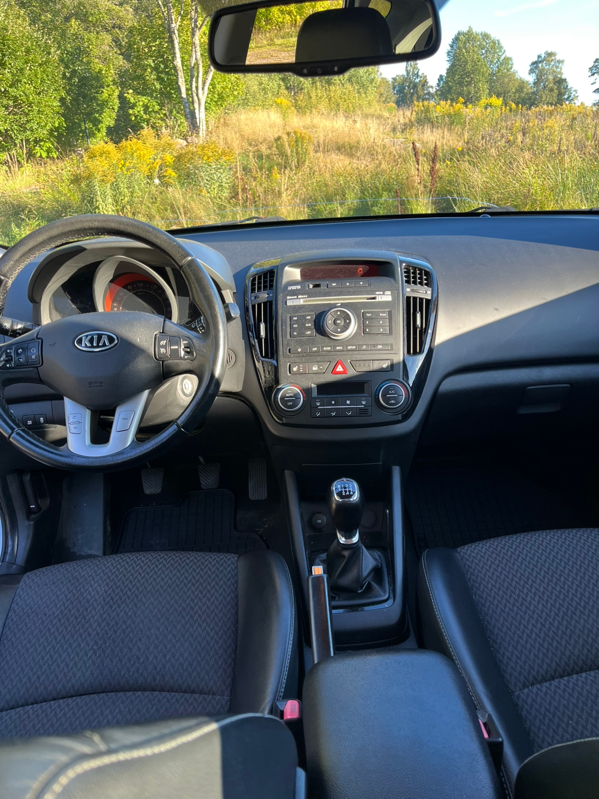 Kia Ceed Sportwagon 1.6 CRDi Manuell 2011, bild 7/9