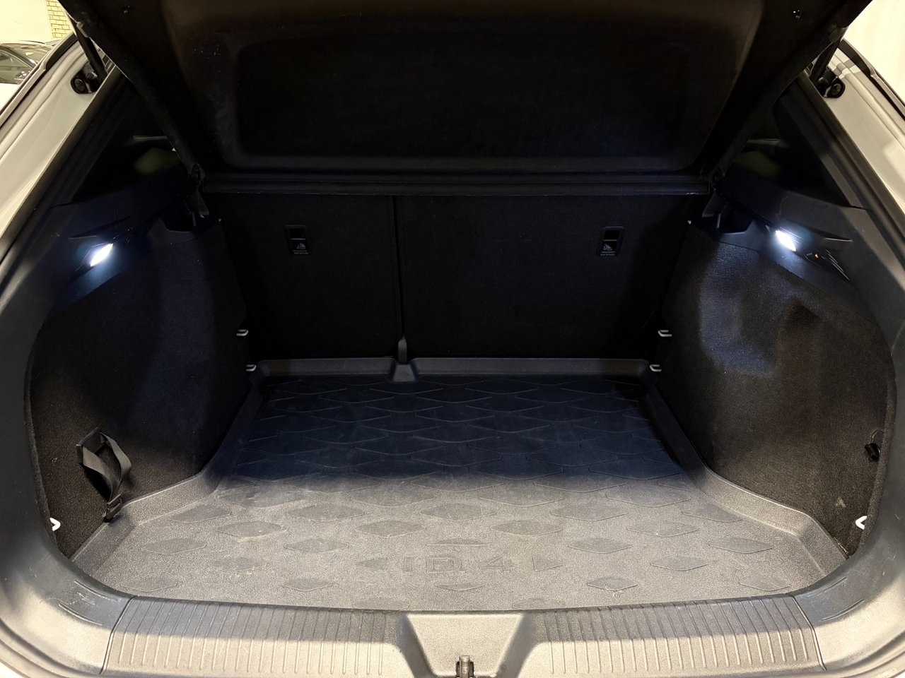 Volkswagen ID.4 2023, bild 7/10