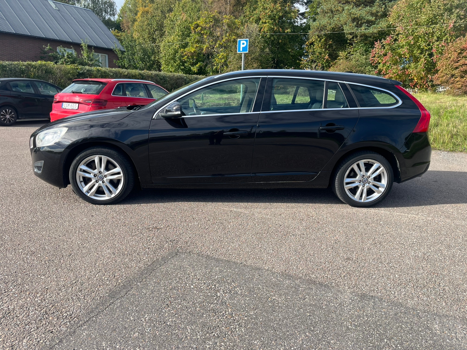 Volvo V60 D5 AWD Geartronic 2011, bild 2/7