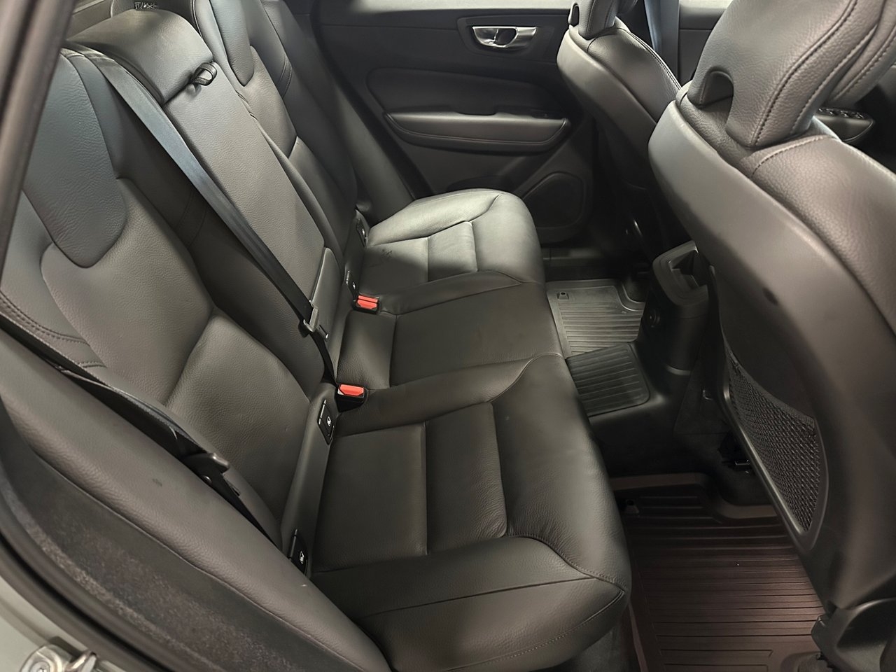 Volvo XC60 2025, bild 7/10