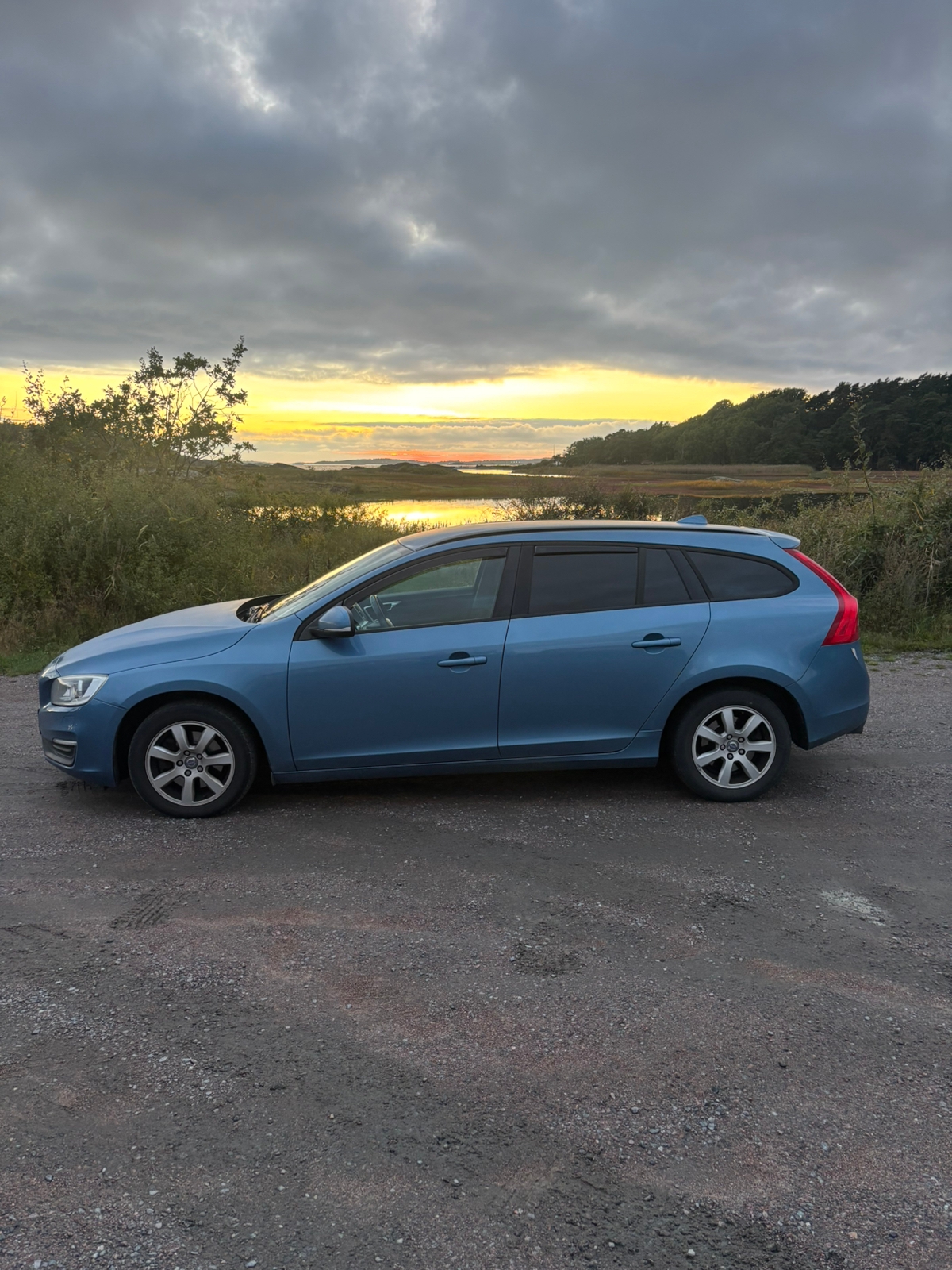 Volvo V60 D2 Powershift 2014, bild 2/6