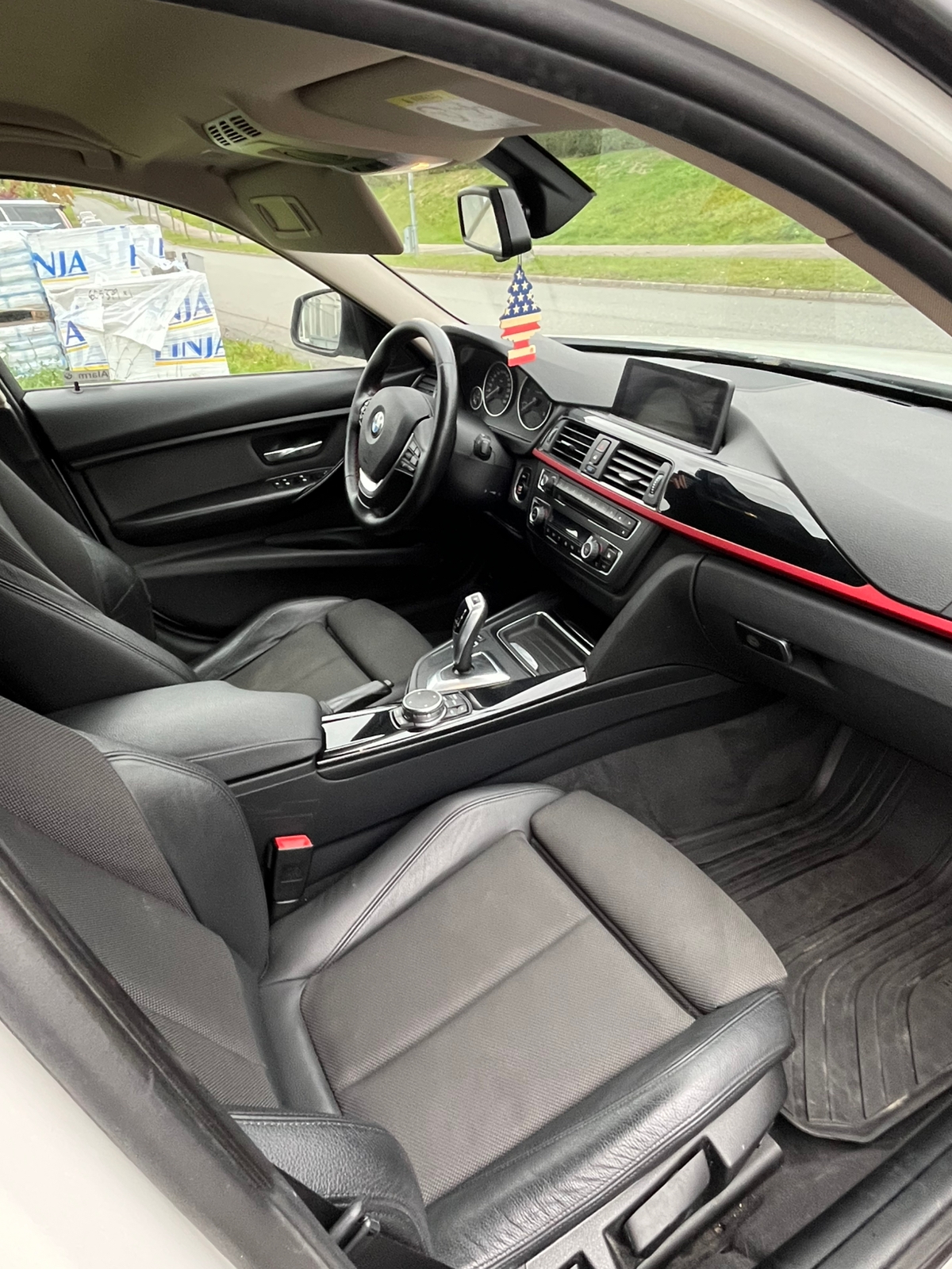 BMW 320 d xDrive Touring Steptronic 2015, bild 5/6
