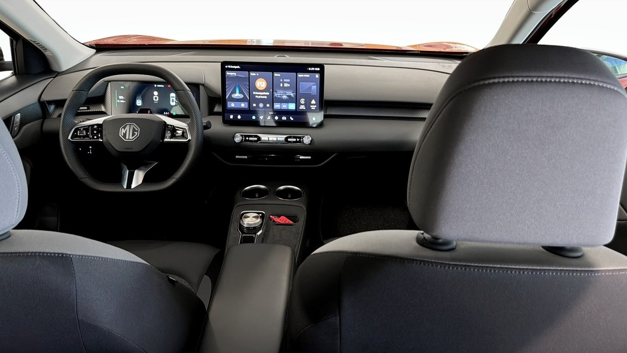 MG S5 Standard Range 49 kWh 2025, kuva 4/10