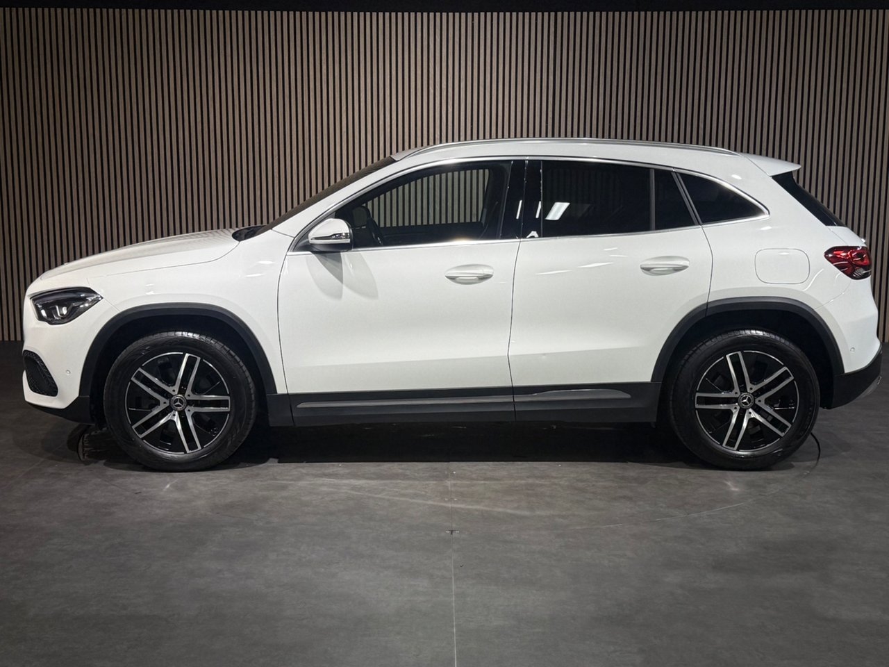 Mercedes-Benz GLA 2022, bild 7/10