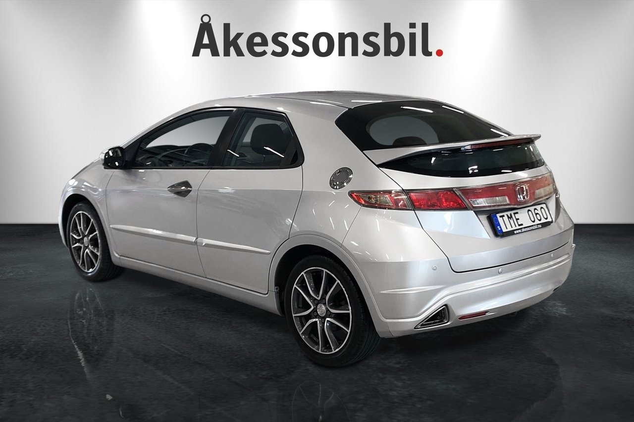 Honda Civic 2011, kuva 5/10