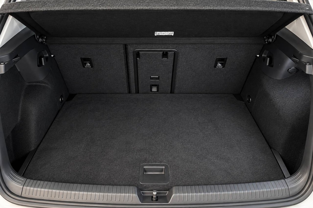 Volkswagen Golf 1.5 TSI 2020, bild 7/10