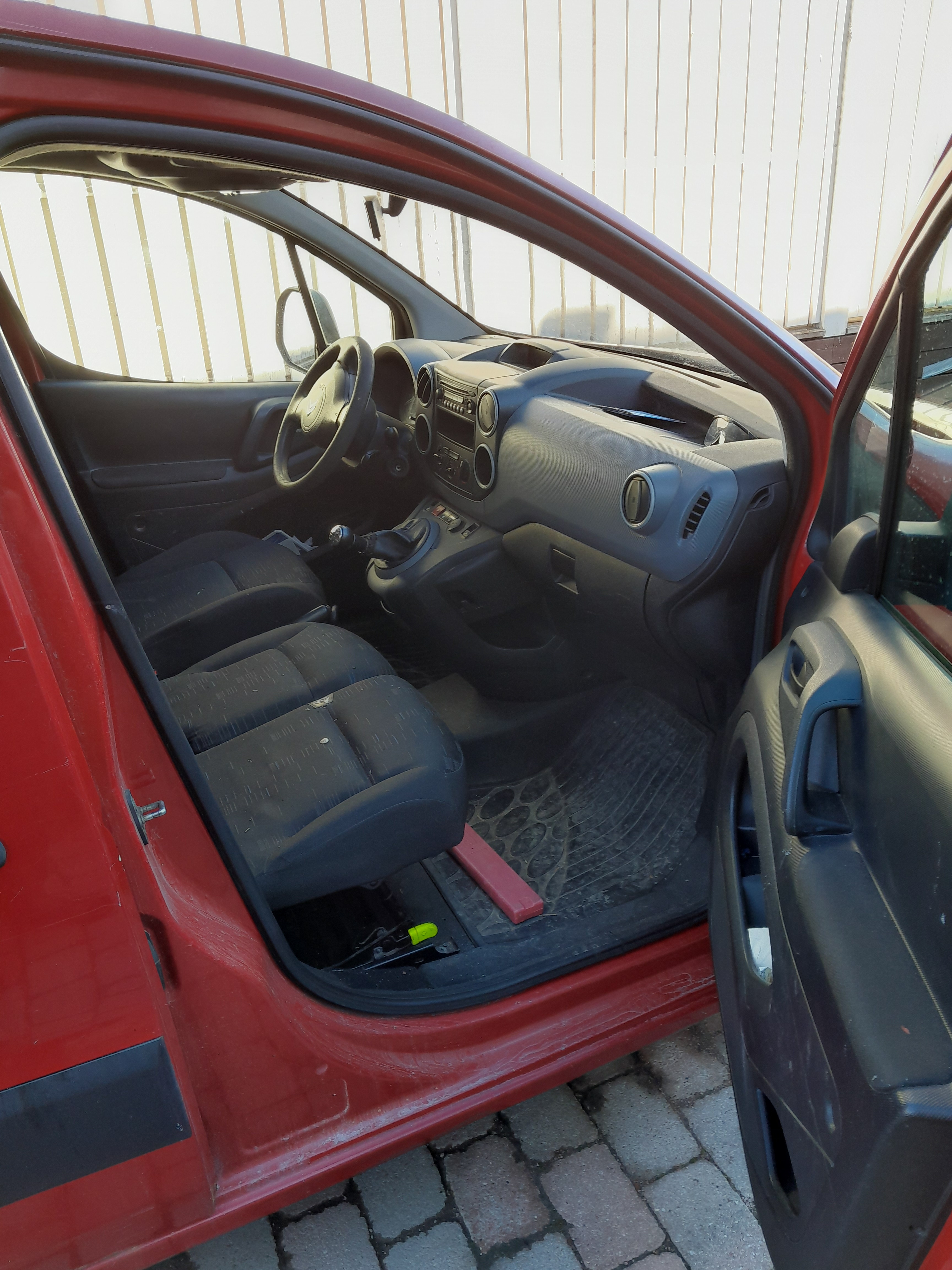 Citroen Berlingo 2009, bild 3/8