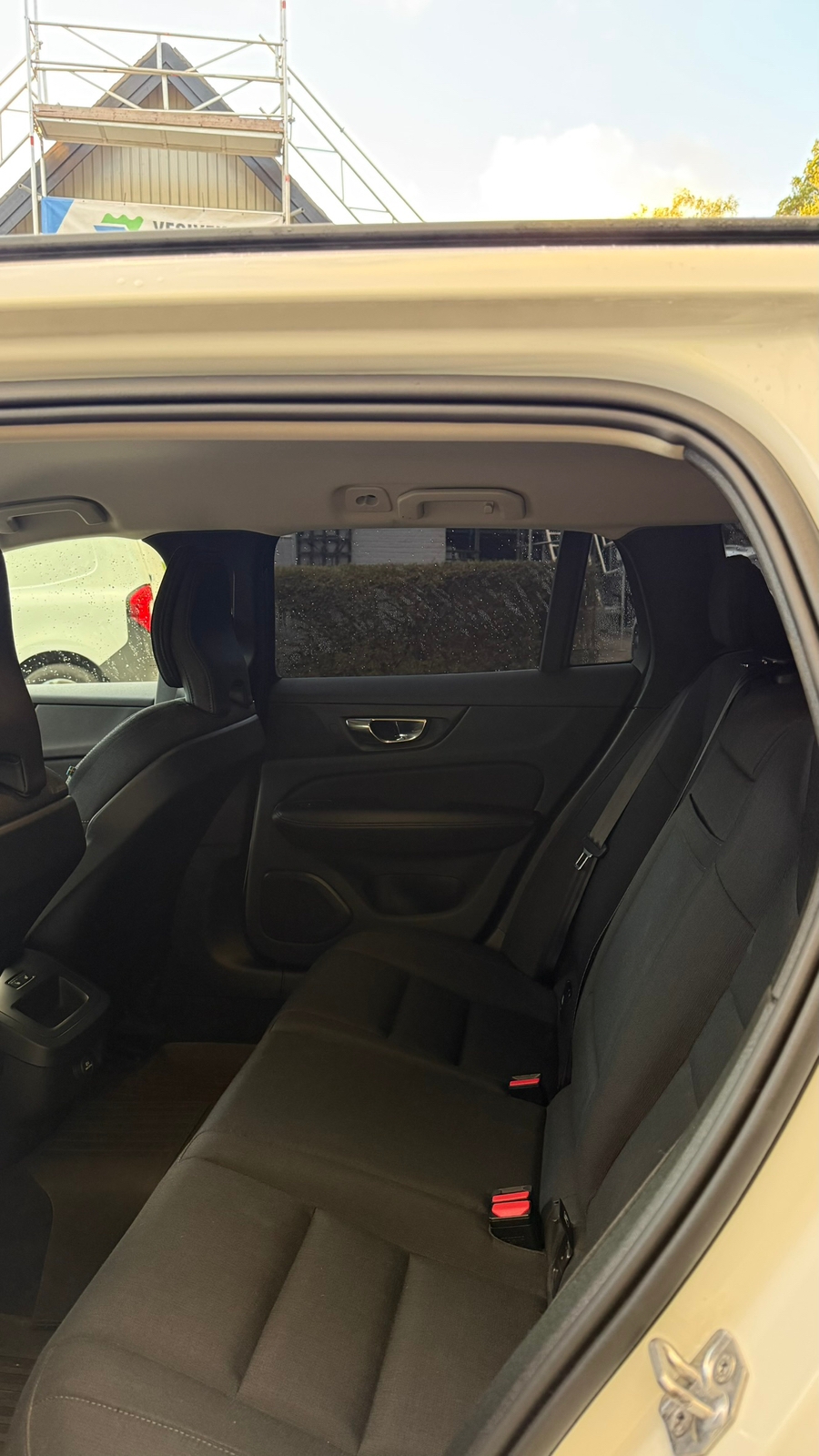 Volvo V60 D3 AWD Geartronic 2020, kuva 7/38