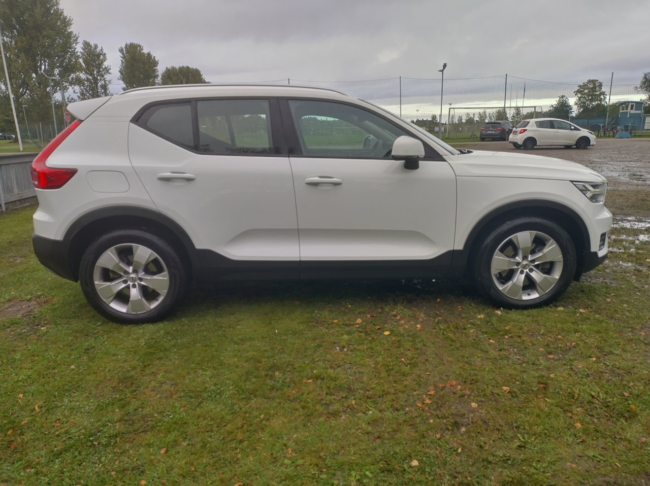 Volvo XC40 2019, kuva 3/10