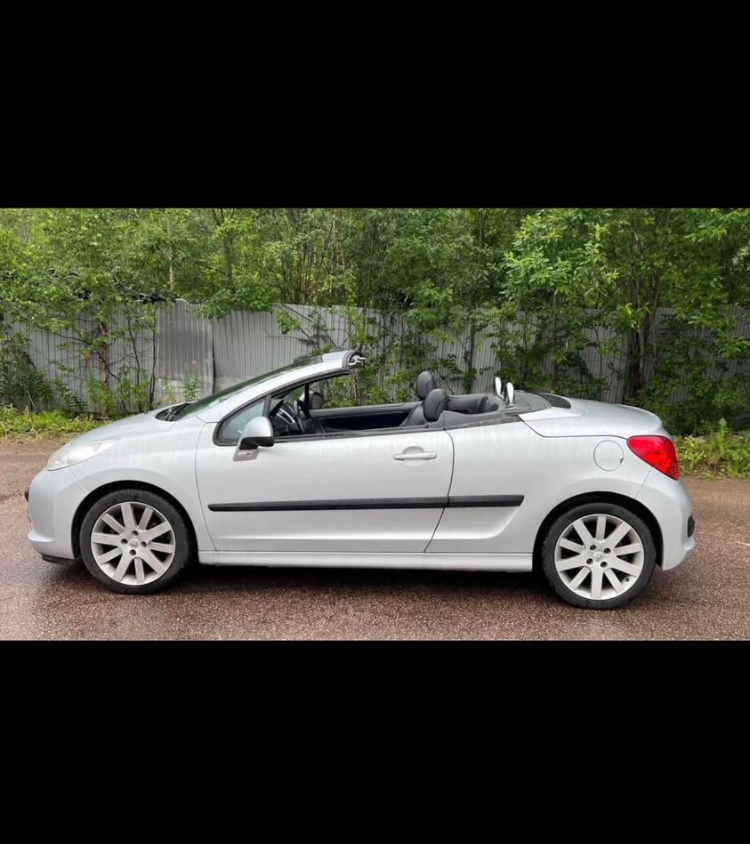 Peugeot 207 CC 1.6 VTi Manuell 2008, bild 4/4