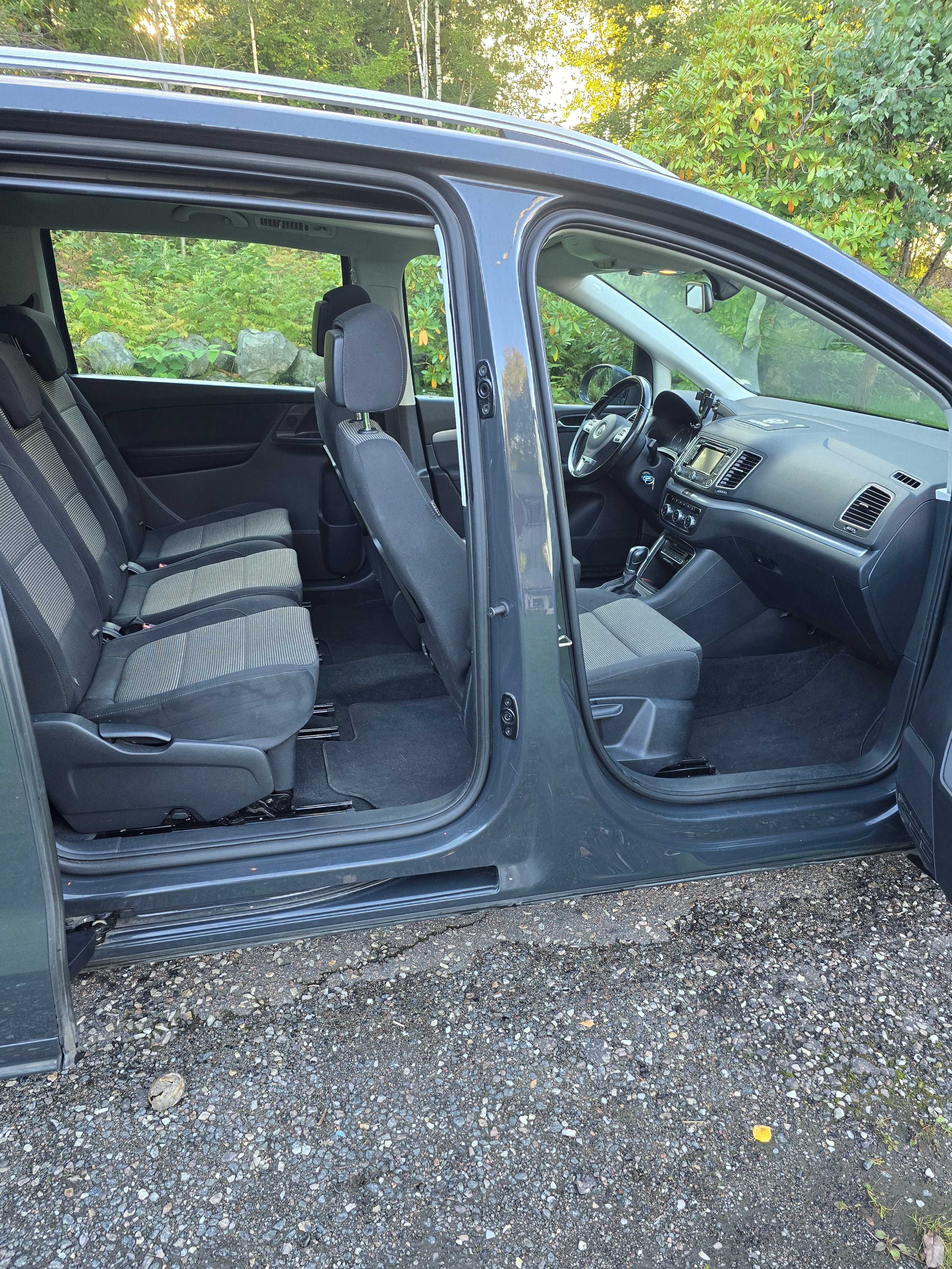 Volkswagen Sharan 2015, bild 4/6